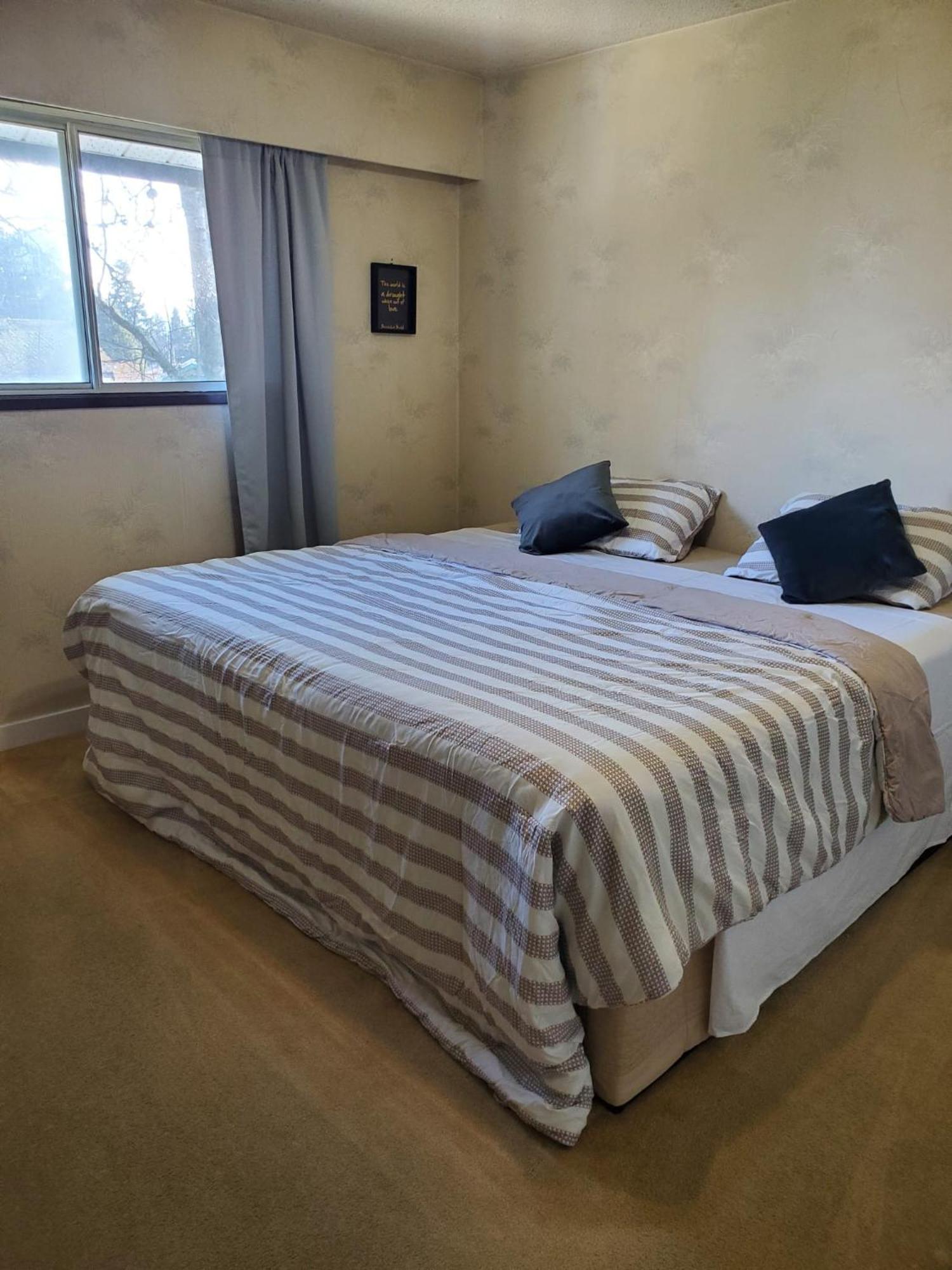 אבוטספורד Farhad'S B&B מראה חיצוני תמונה