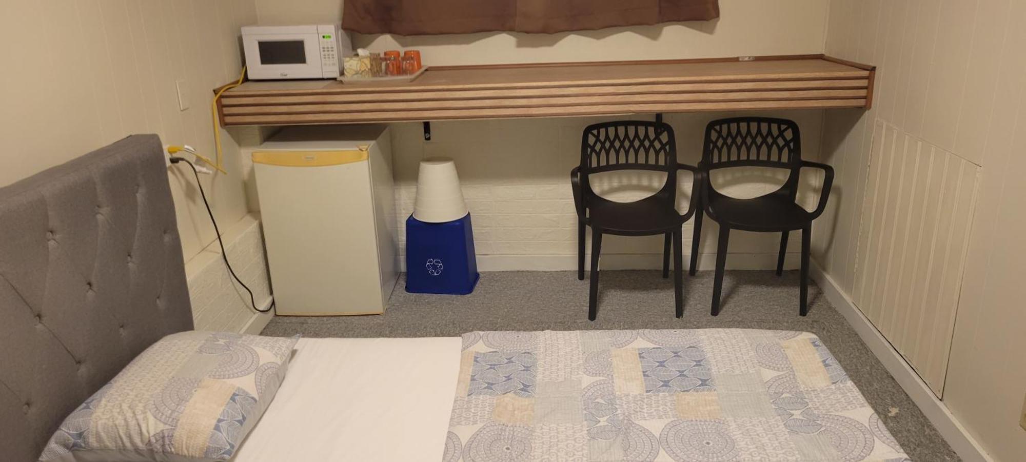 אבוטספורד Farhad'S B&B מראה חיצוני תמונה