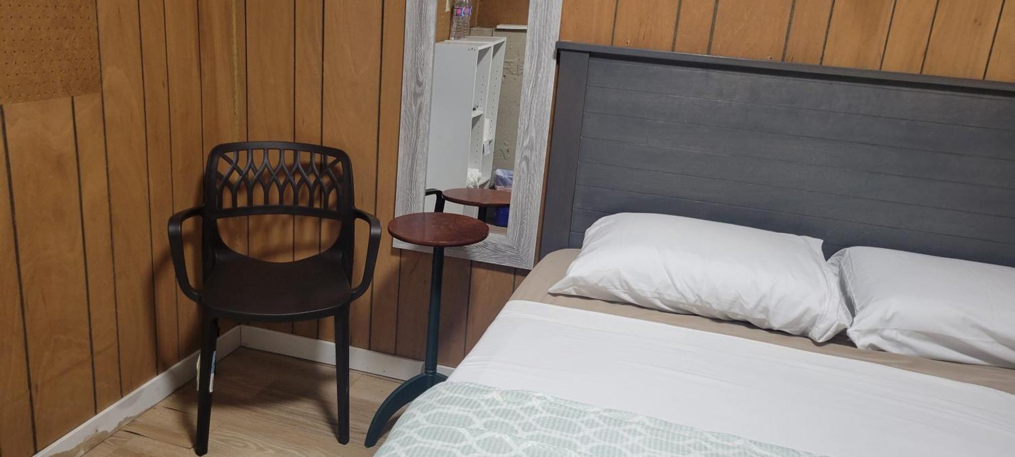 אבוטספורד Farhad'S B&B מראה חיצוני תמונה